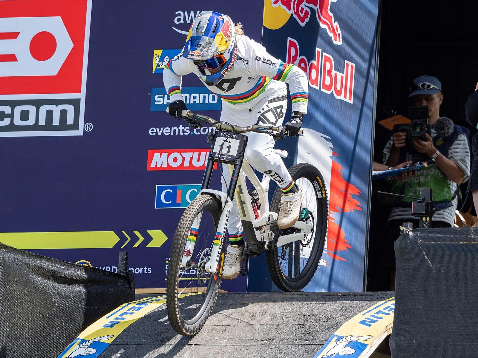 Vali Höll Takes La Thuile Downhill by 0.275s for a Fourth Win in Five