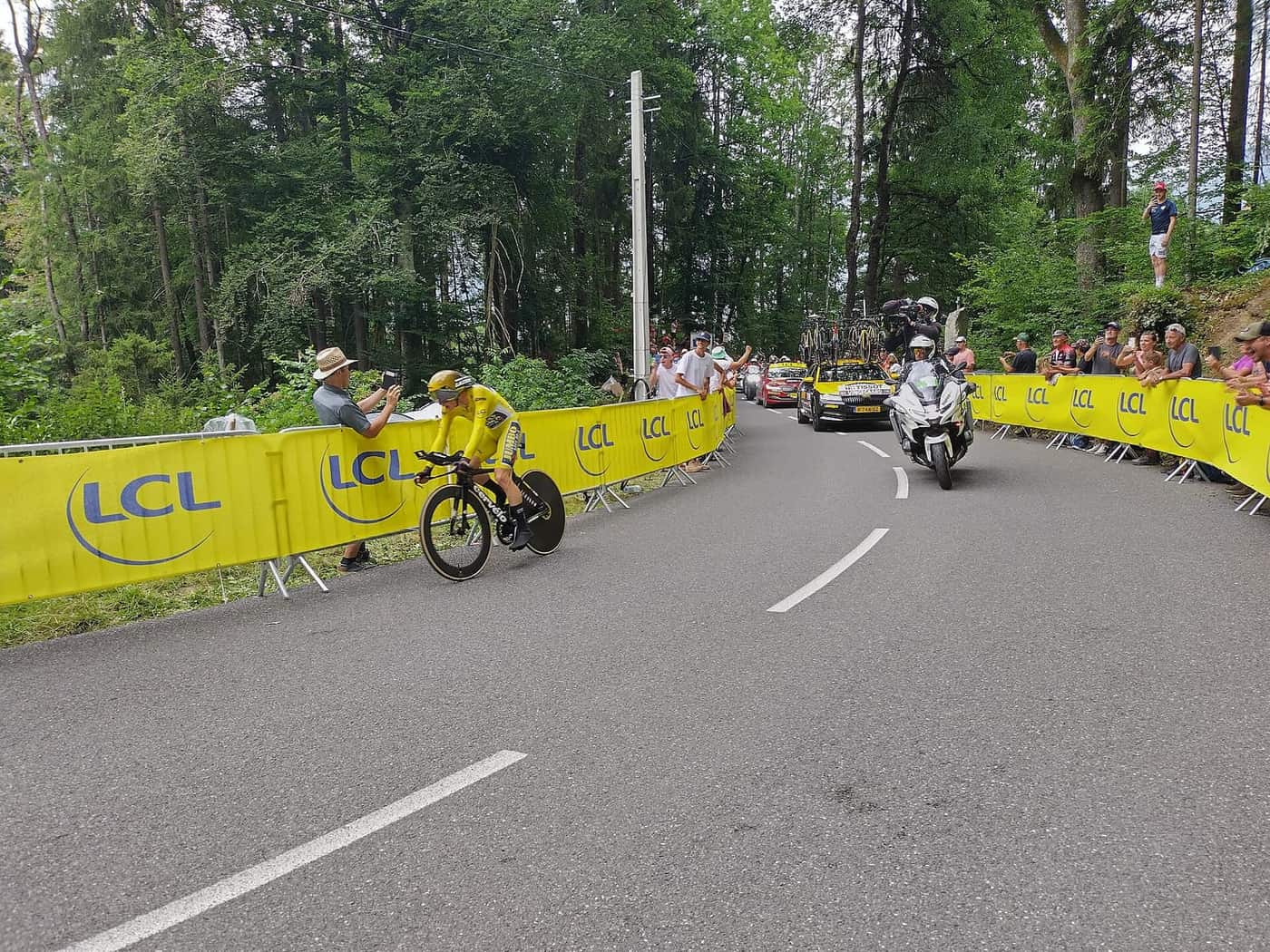 Vingegaard Takes First Maglia Rosa to Complete the Triple