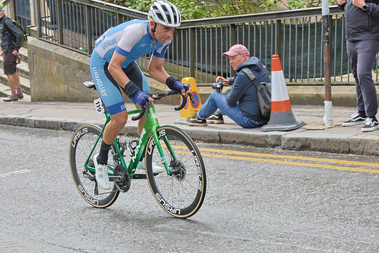 Guillermo Thomas Silva Takes Giro Stage 2, First Uruguayan in Pink