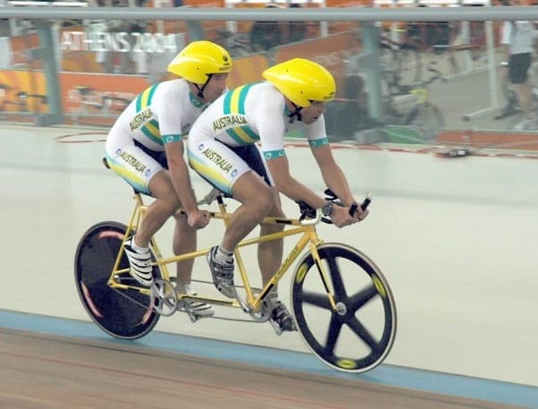 Neyland Sets C4 4000m Pursuit World Record for Gold
