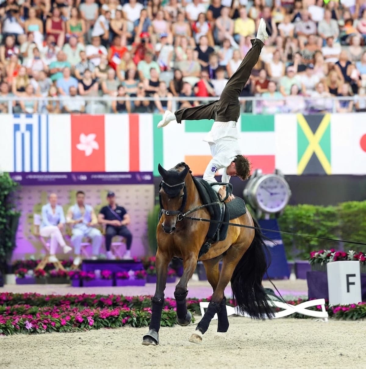 Jabet Wins Individual Male Vaulting World Title